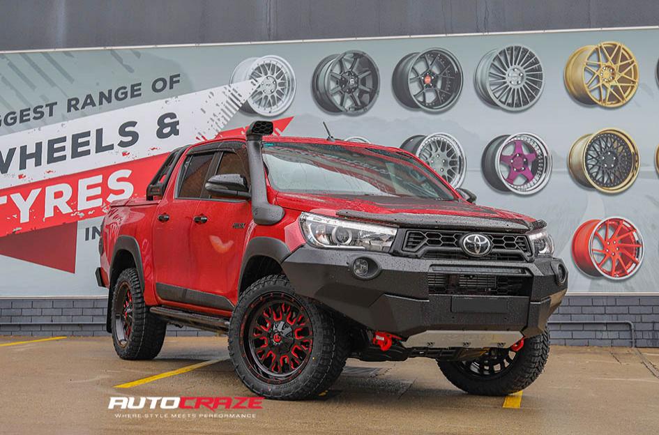 TOYOTA-HILUX-4WD-STROKE-GLOSS-BLACK-W-CANDY-RED
